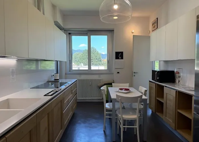 Scalabrini46 - A Due Passi Dalla Stazione Apartmán