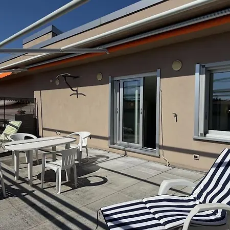 Scalabrini46 - A Due Passi Dalla Stazione Apartment *