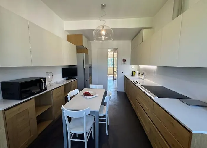 Scalabrini46 - A Due Passi Dalla Stazione Como