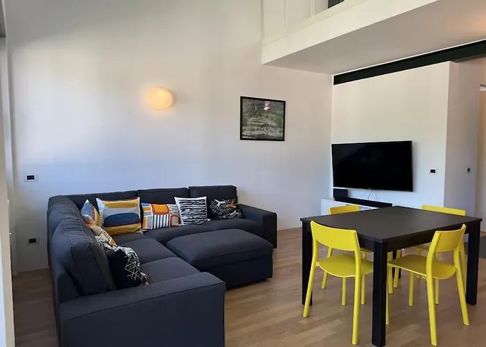 Scalabrini46 - A Due Passi Dalla Stazione * Como