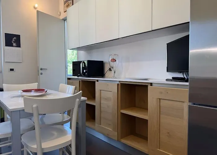 Scalabrini46 - A Due Passi Dalla Stazione Apartment